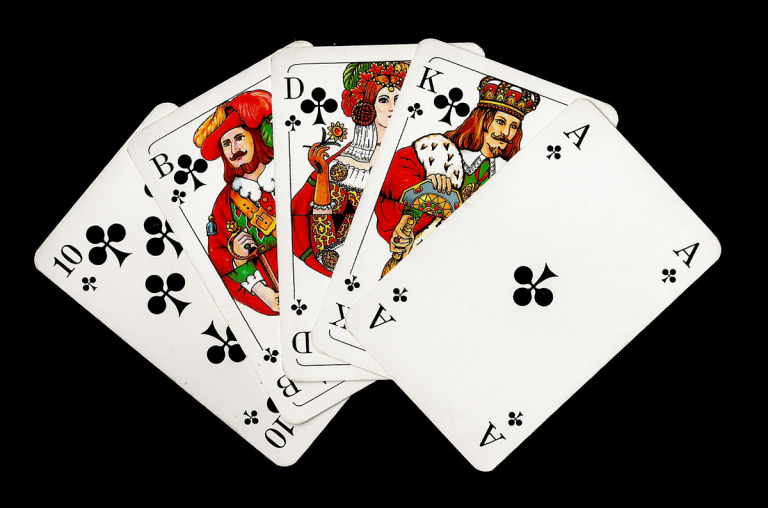 Video Poker Card Combinations: Which Ones Pay a Lot and Which Ones Should Be Dropped? - Veloce