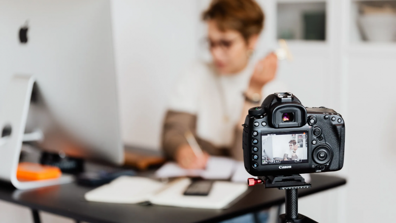 How to Turn Your Vlogging Passion Into a Profit-Making Venture