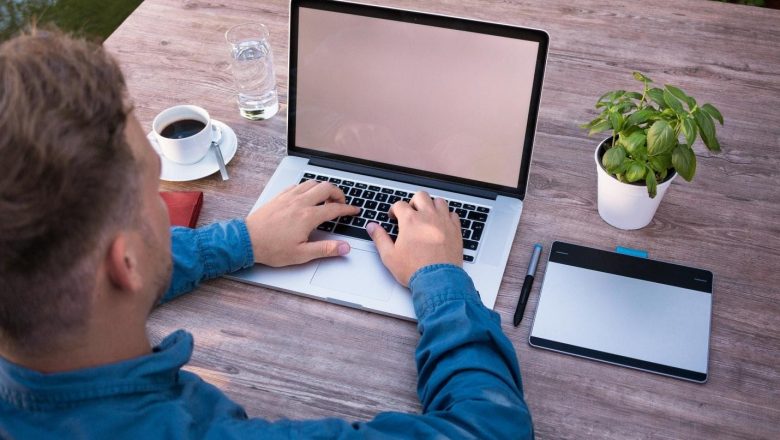 4 Work-from-Home Business Tips