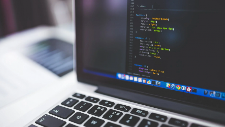 How Many Programming Languages Should A Developer Know?