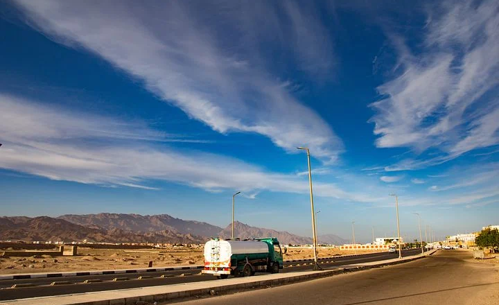 Useful Tips To Stay Safe On The Road And Avoid Any Distraction