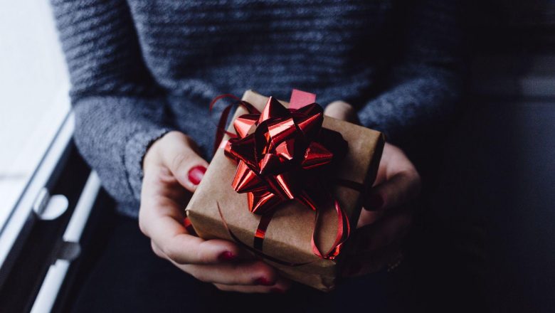 Best Gifts to Get Using Cryptocurrency