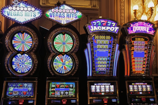 Different online casino games been displayed