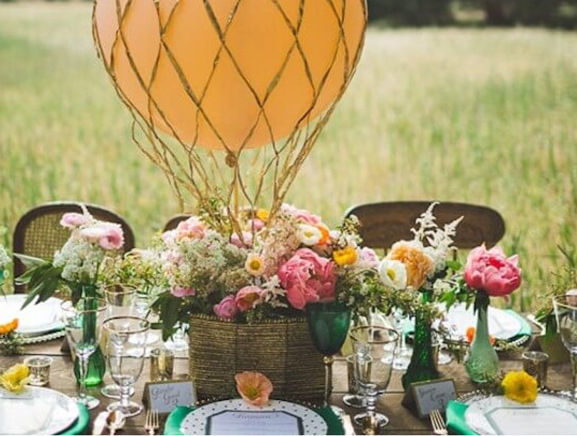 Beautiful hot air balloon flowers creating impression.