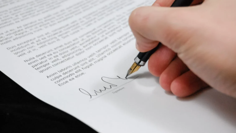 Navigating Complex Contracts: Essential Tips for Business Owners